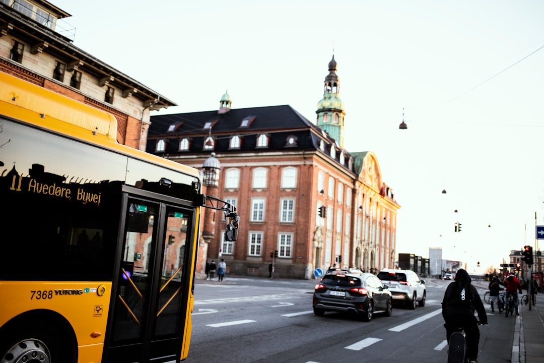 De tijdloze charme van stockholm style in mode en interieur