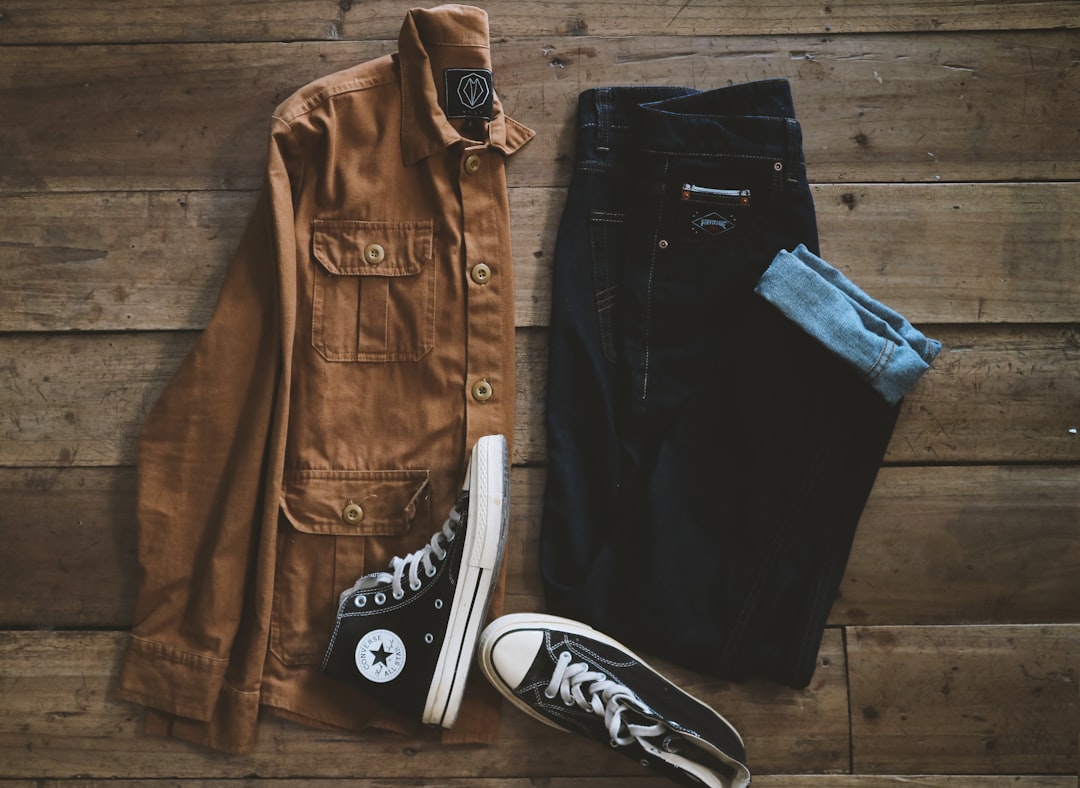 De tijdloze charme van grunge style: stoere mode met een rauw randje