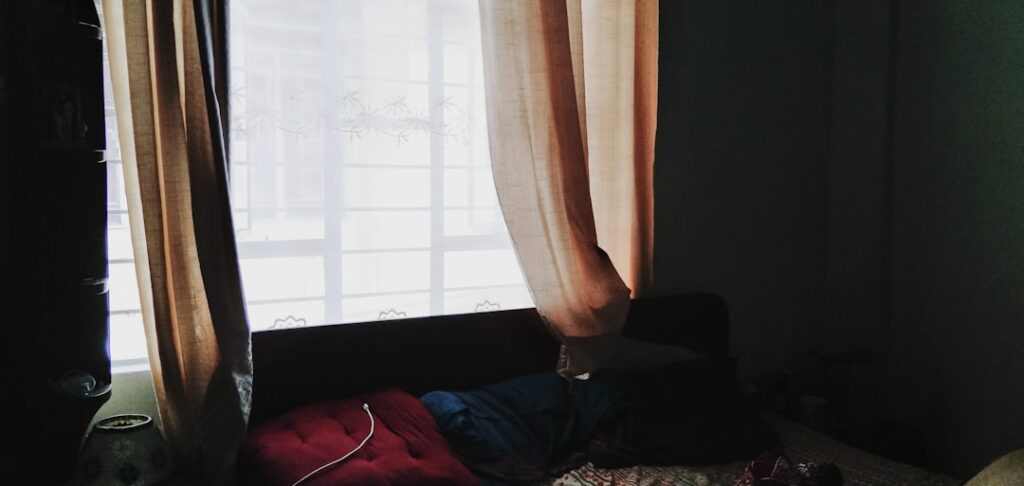 Het perfecte behangpapier voor de slaapkamer: sfeer en comfort